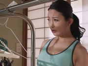 我朋友的媽媽身材很好 她的陰部值得操 一色桃子